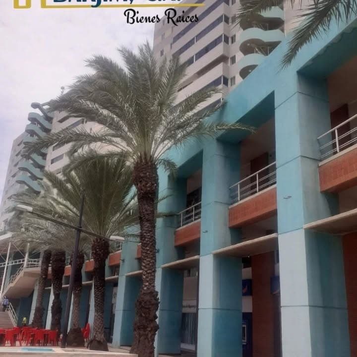 Alquiler de local comercial en Ventura Plaza, Lechería - Imagen 1